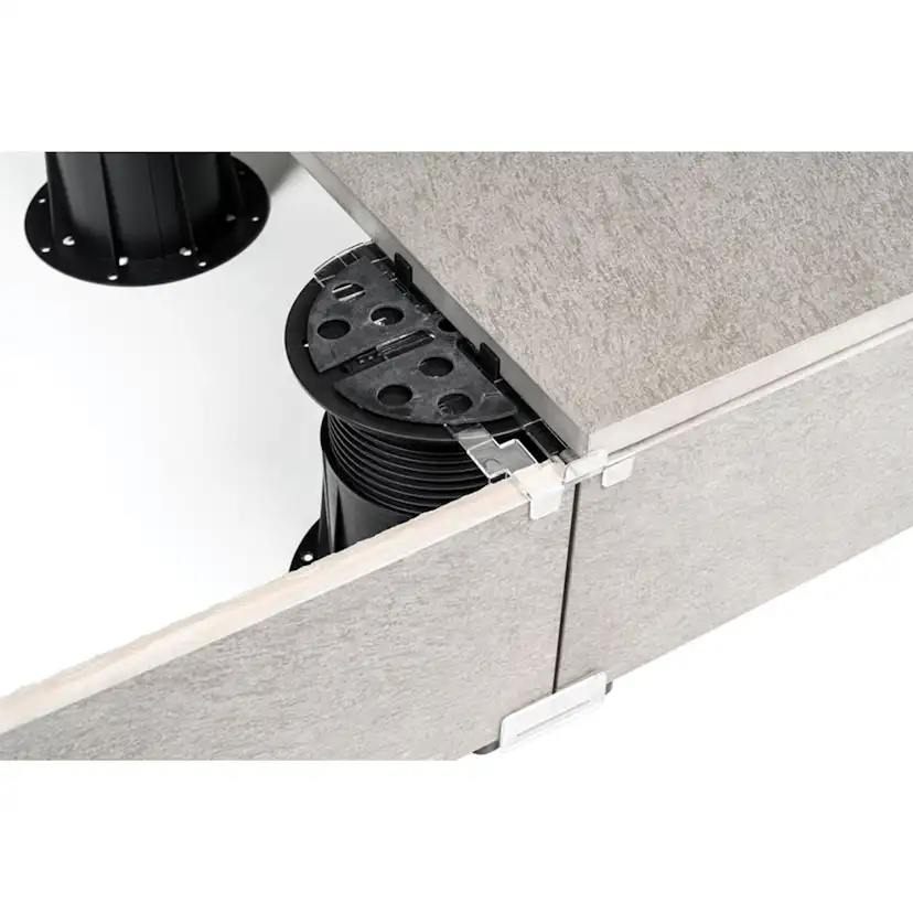 Sockelfäste Tebo PB-End Plast